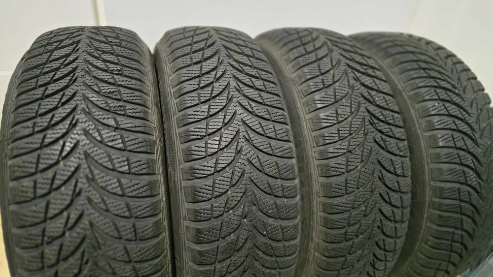Goodyear 185/65R15 opony zimowe 4szt