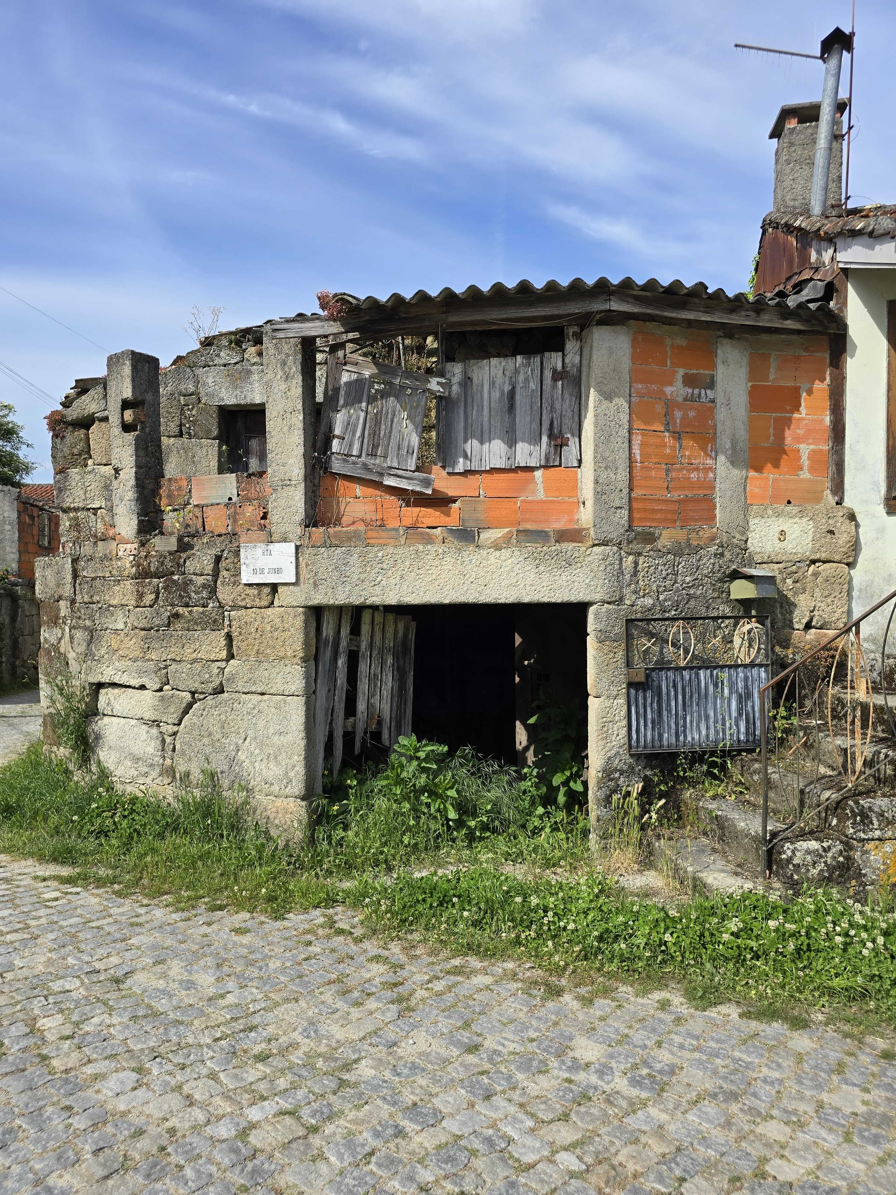 Vivenda em São Miguel do Mato, Vouzela