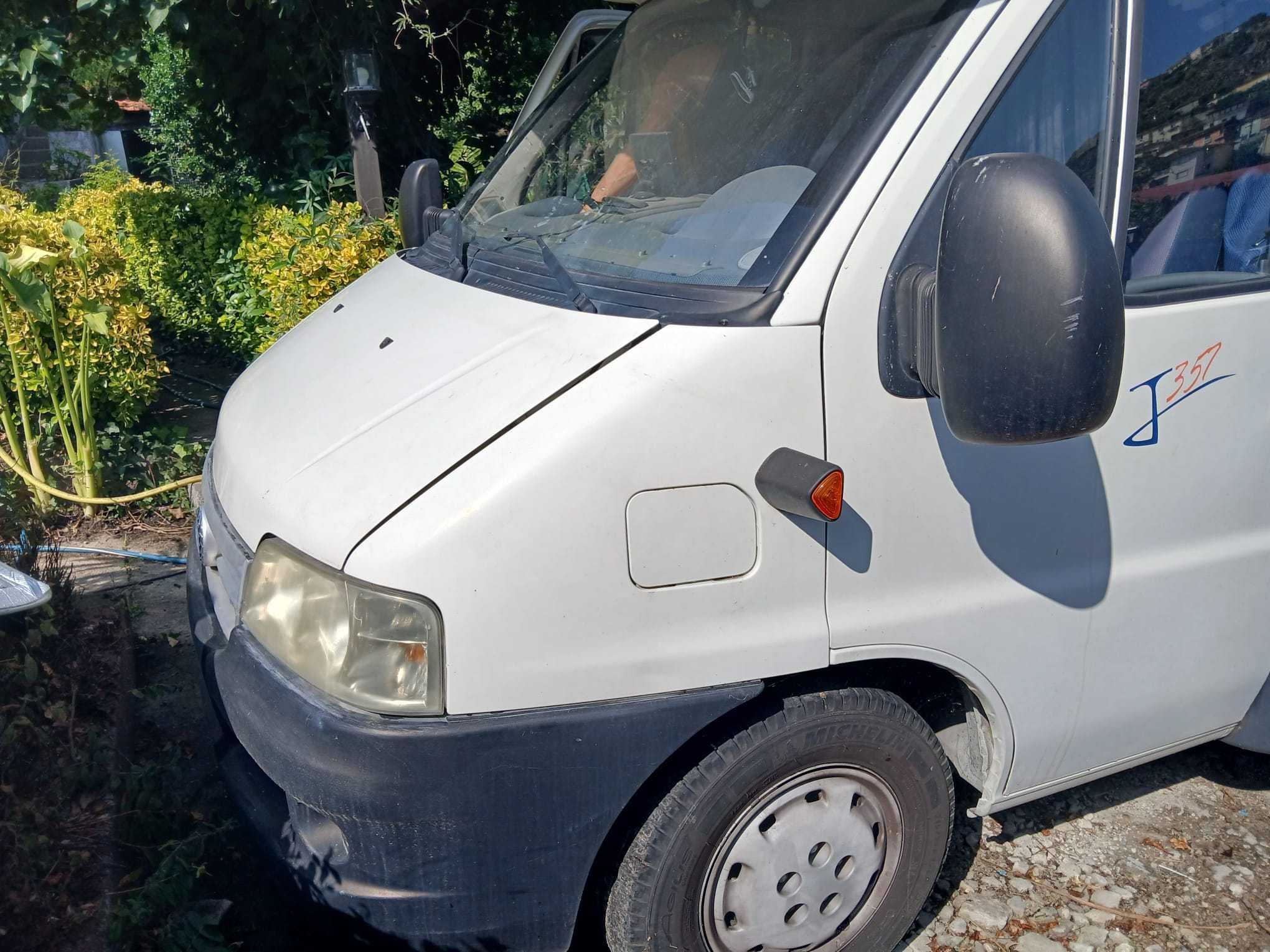 Autocaravana familiar rigorosamente nova [negociável]