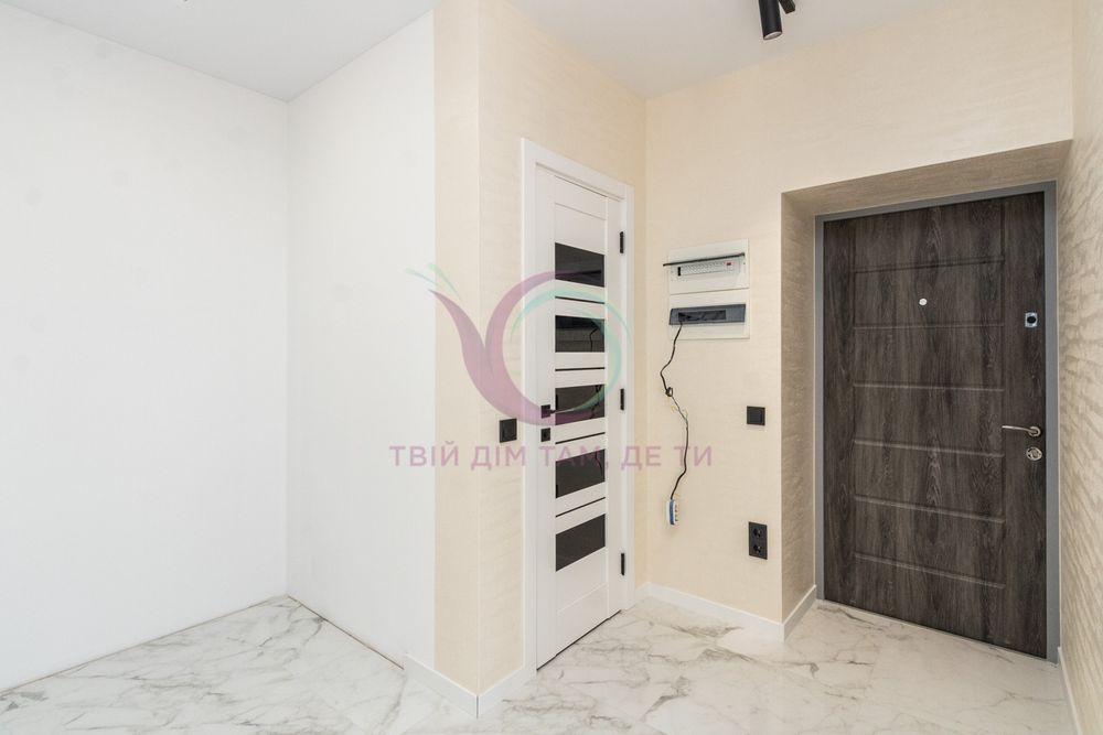 Вигідна 1 кім кв.з ремонтом та меблями в центрі єОселя Постанови
"