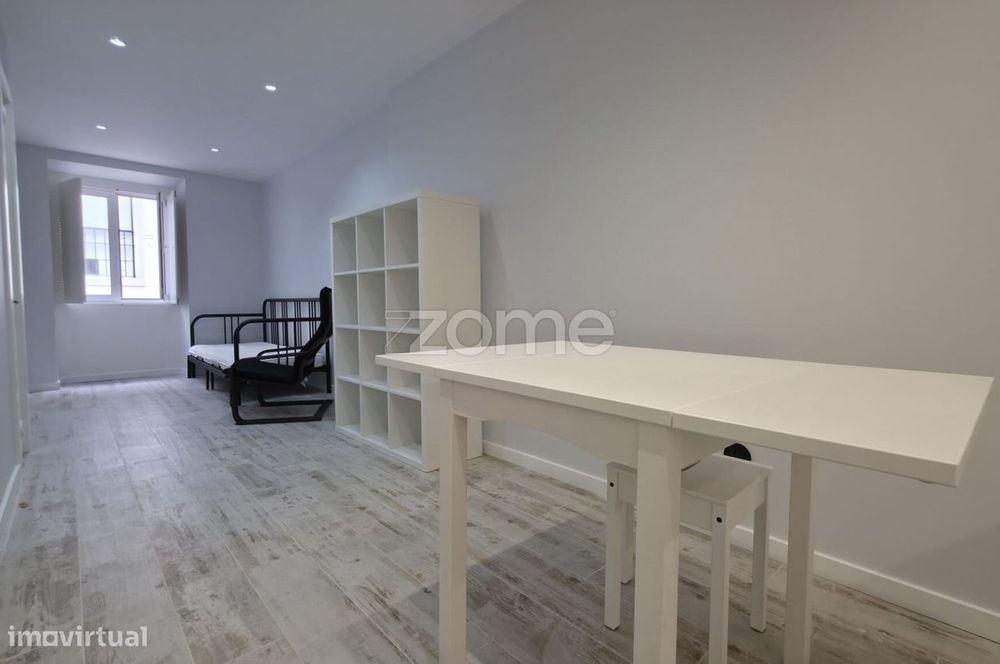 Apartamento T0, Sesimbra - Santiago