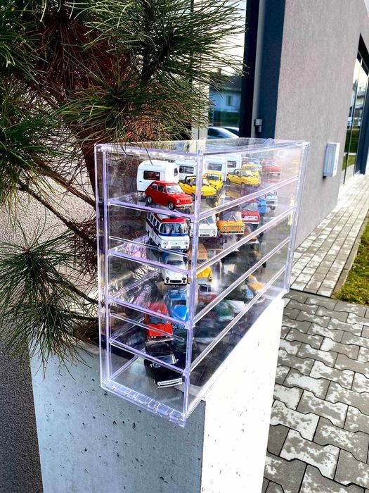 Gablotka pleksi na modele aut PRL,ciężarówki,autobusy