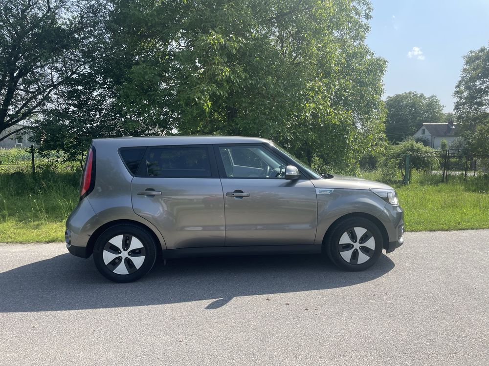 Kia Soul EV – надійний електрокар для міста