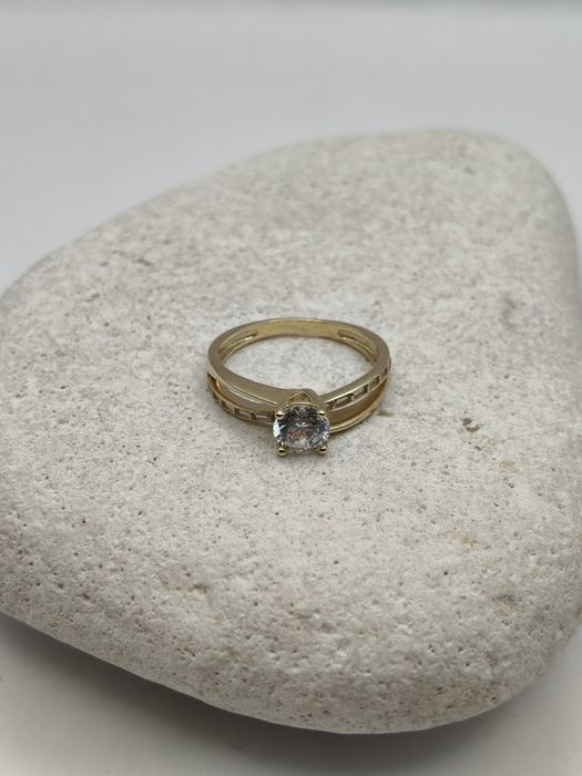 Złoty Pierścionek R.16 Pr.585 Nowy Zapraszamy