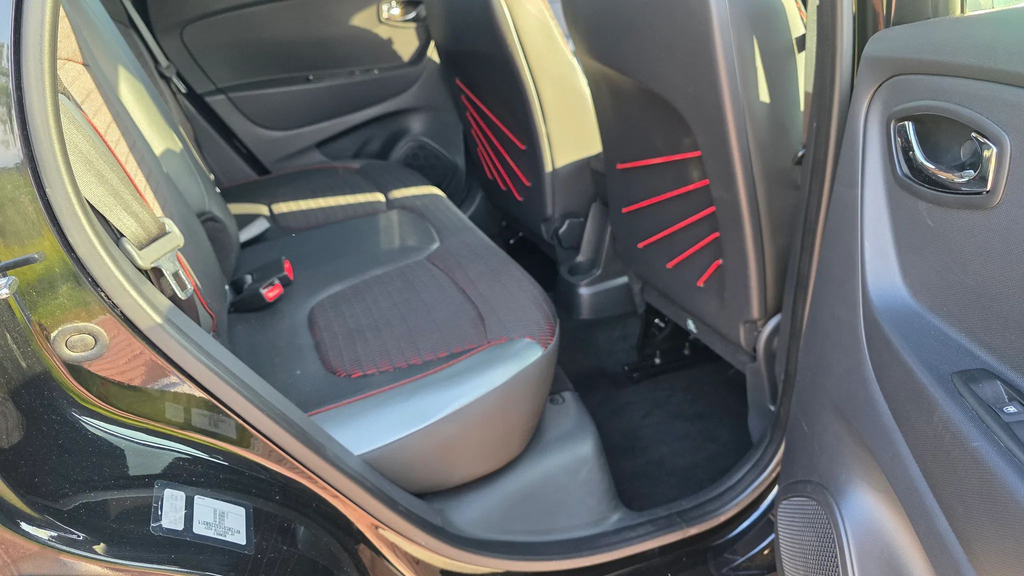 Renault Captur Renault Captur 1.2TCe Helly Hansen EDC