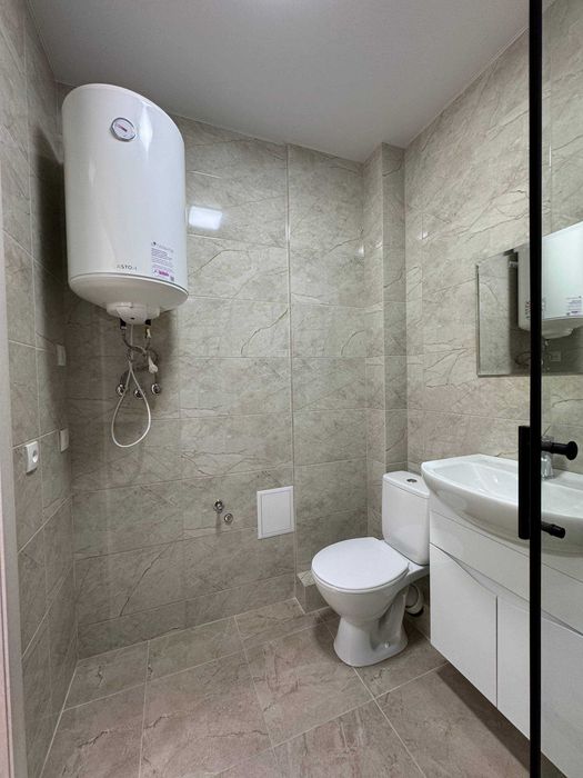 Продам 1к квартиру в Акварель-2 з новим ремонтом!