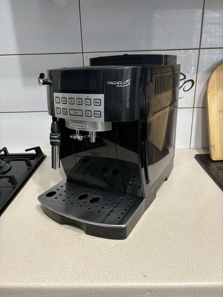 Ekspres automatyczny De'Longhi Magnifica S PLUS 22.320.B