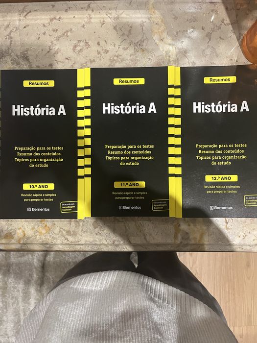 Livros de exame 11 e 12 ano novos