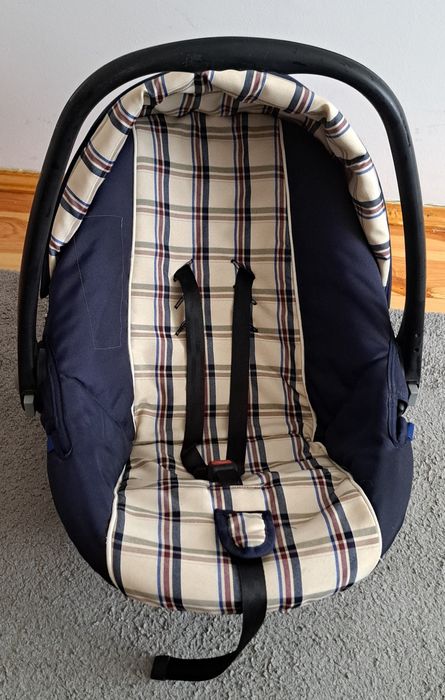 Fotelik samochodowy nosidełko Delti 0-13kg