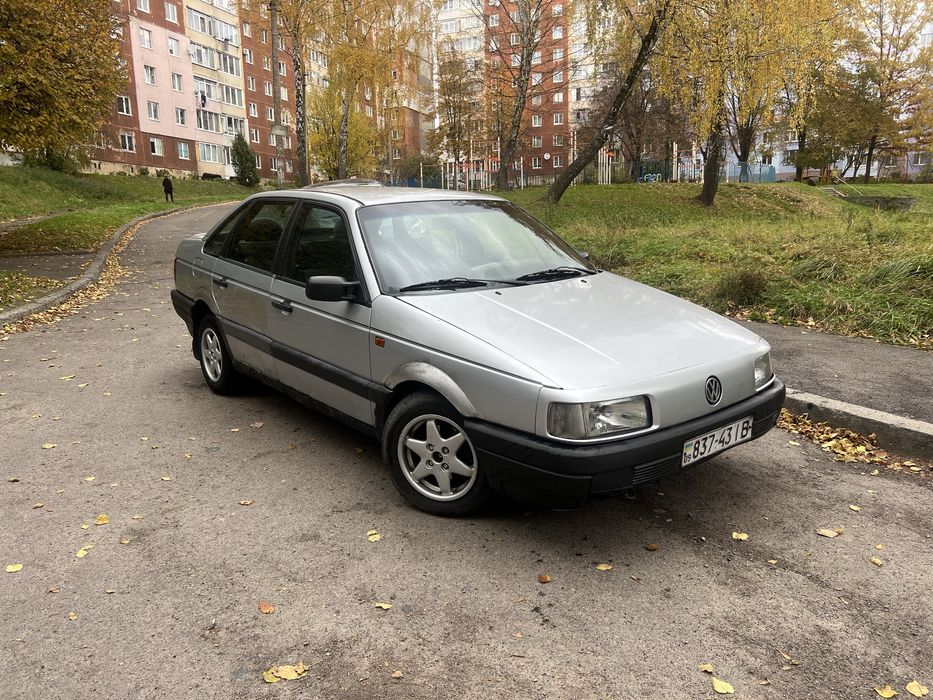 Passat b3 1991 1.8 бенз