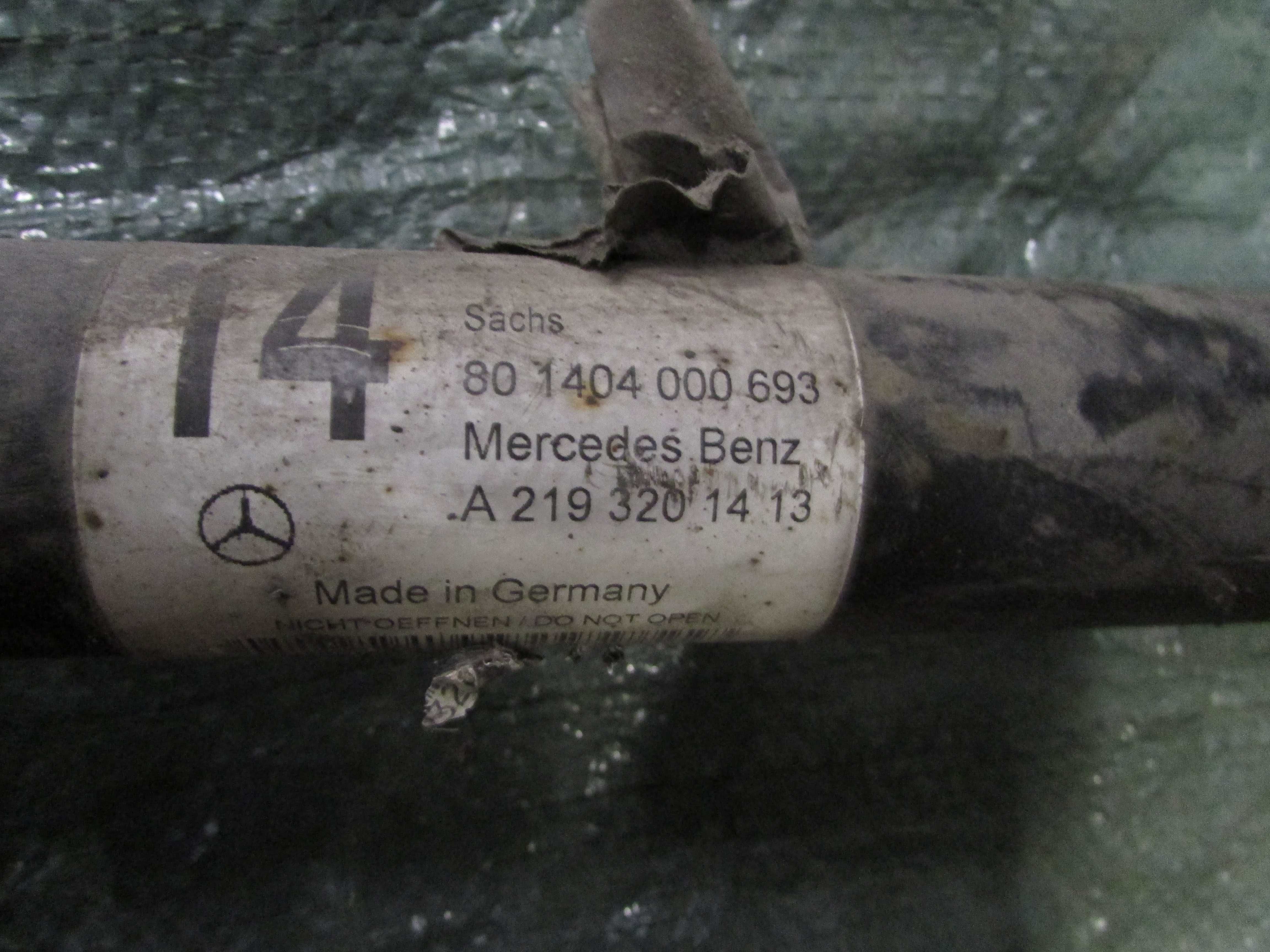 Amortyzatory przednie Mercedes CLS w219