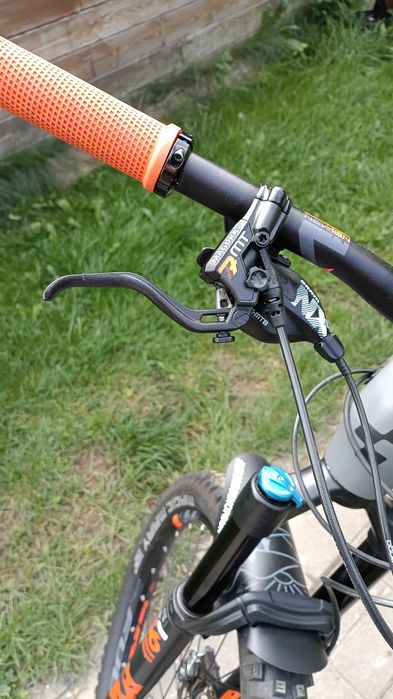 Karbon cube stereo hybrid 140 hpc  tm 625 29' FOX 36,FOX DPX2,MAG MT 7