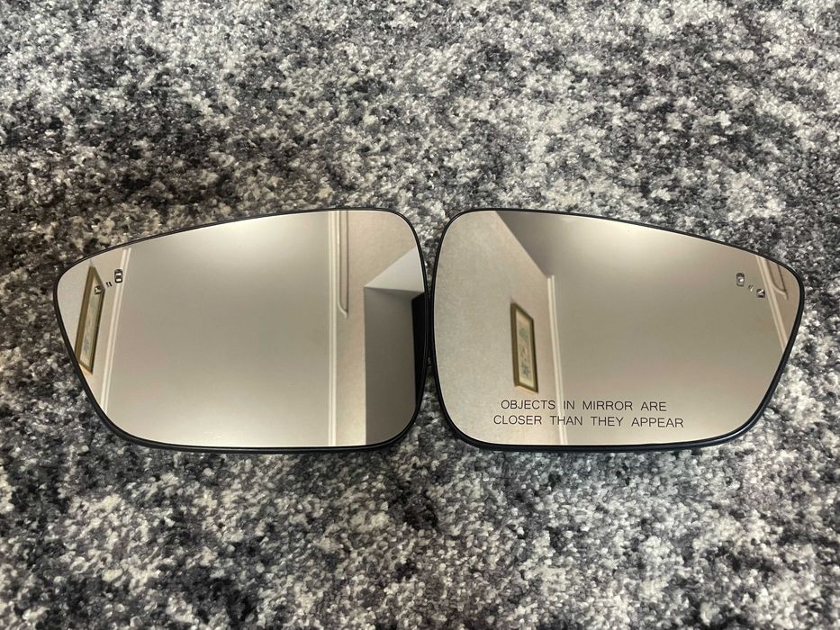 Вкладиш дзеркала Ford Escape USA