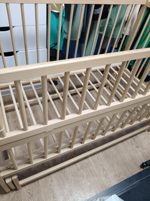 Дитяче ліжко .В гарному стані .