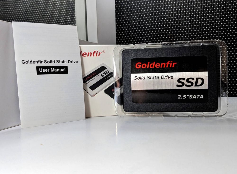 SSD-накопичувач Goldenfir 128 GB SATAIII 2.5" чорний / SSD-диск