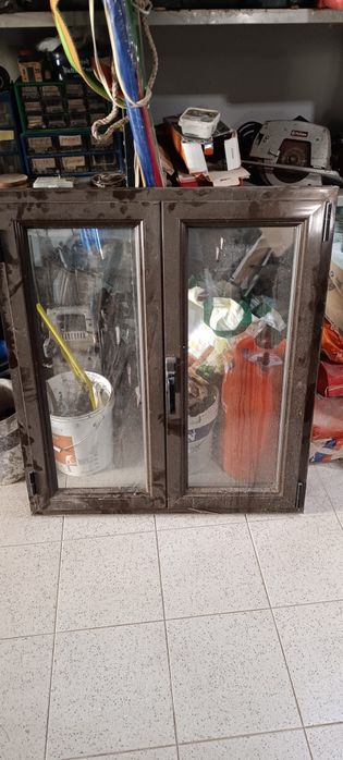 Vende-se Janela Aluminio - vidro duplo