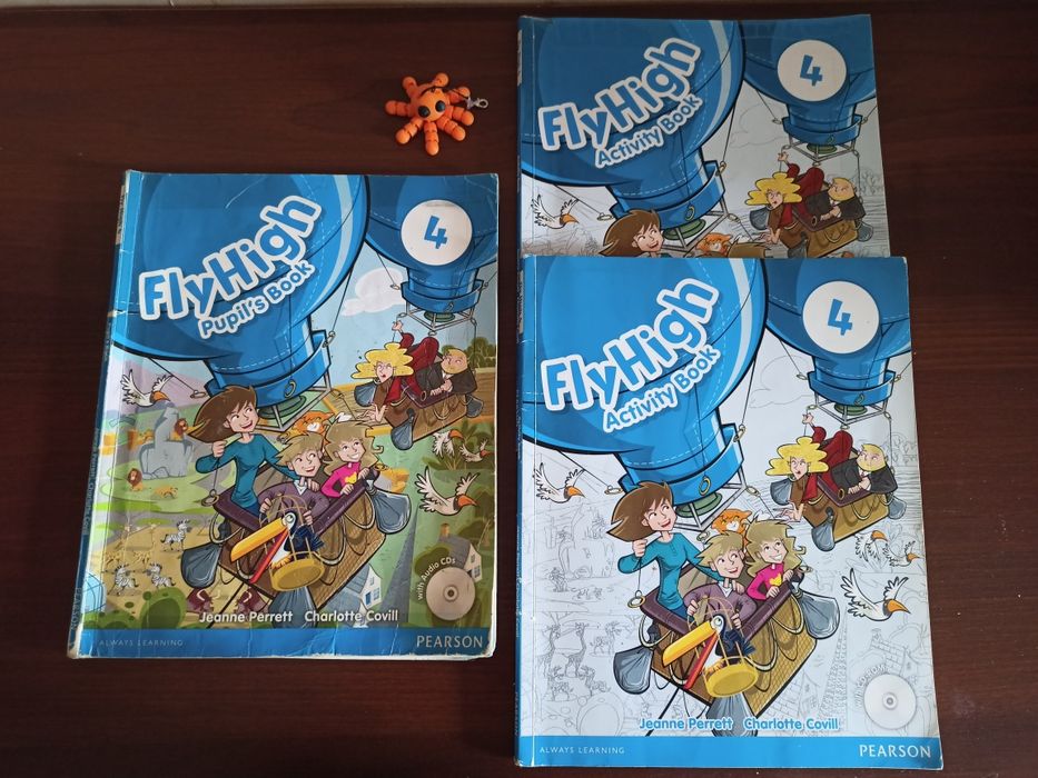 FlyHigh 4 - підручник та 2 зошити