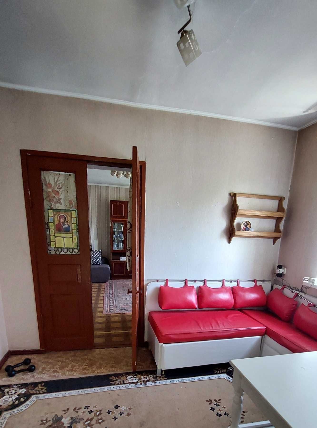 Продам дом в центре села Александровка, 5 км от Одессы