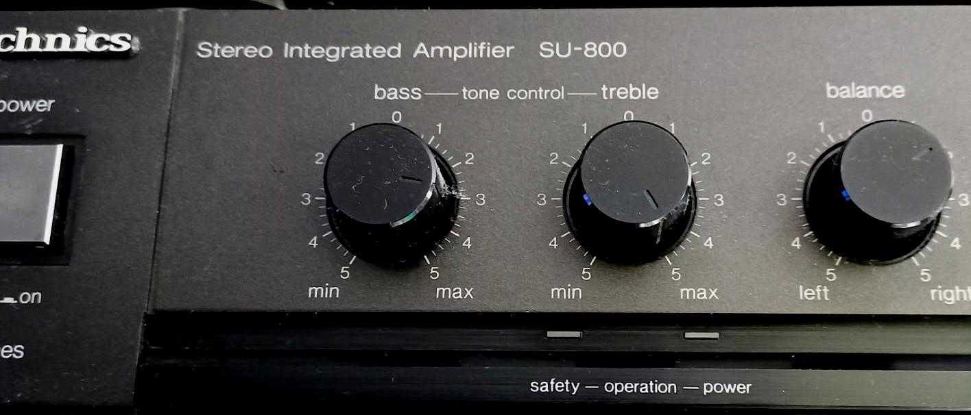 Wzmacniacz stereo Technics SU-800