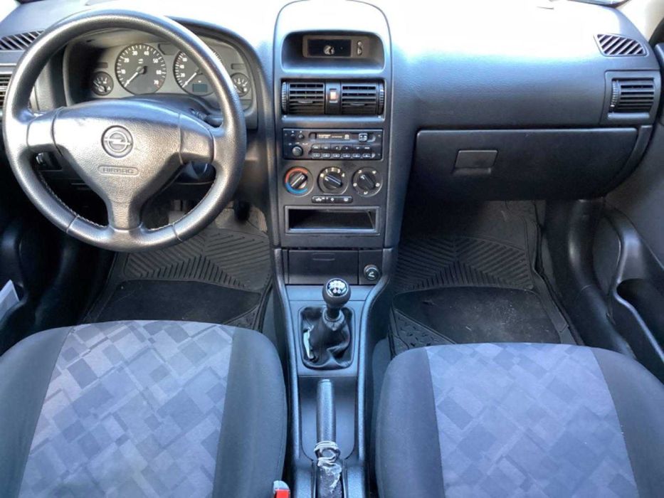 Astra ano 2000 - BARATO