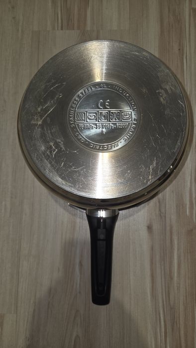 Szybkowar Tefal Clipso One.