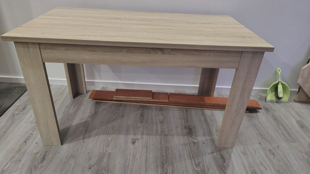 Stół masywny stan idealny