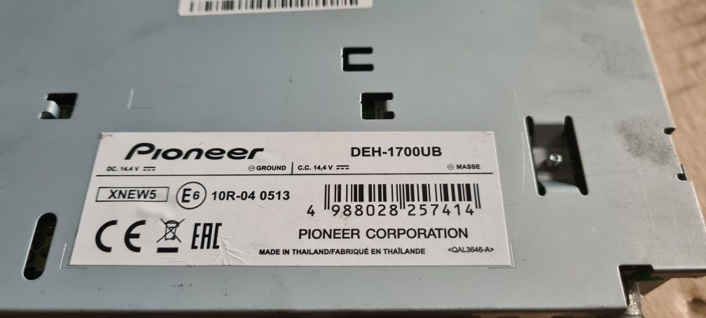 Pioneer deh-1700