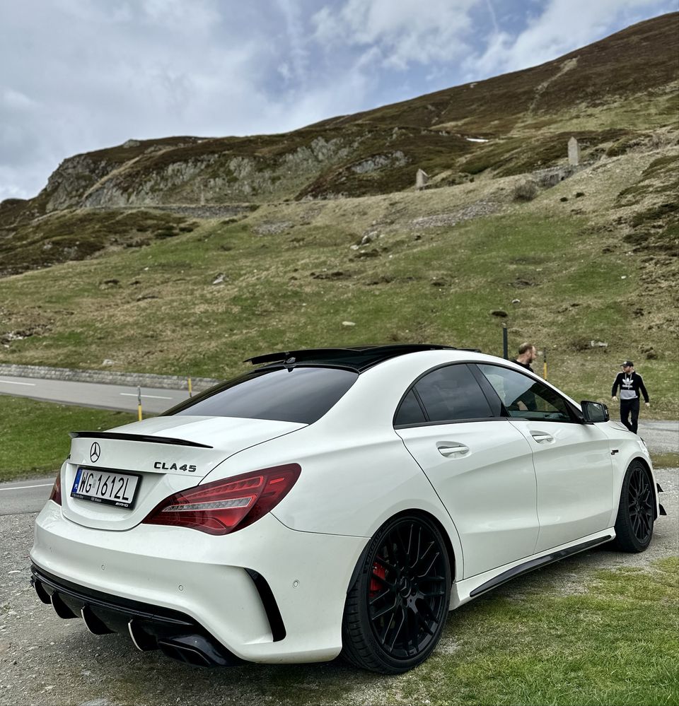 Mercedes CLA 45 AMG  4MATIC, 381hp.