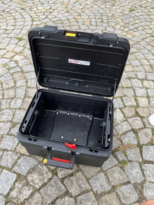 Kufer centralny BMW Vario