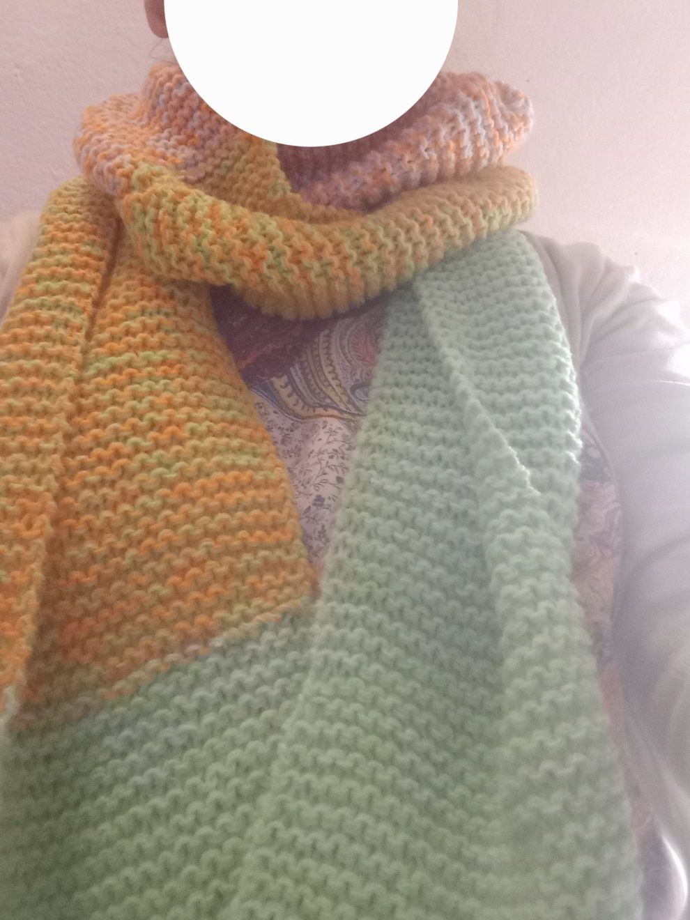 Gola de três cores