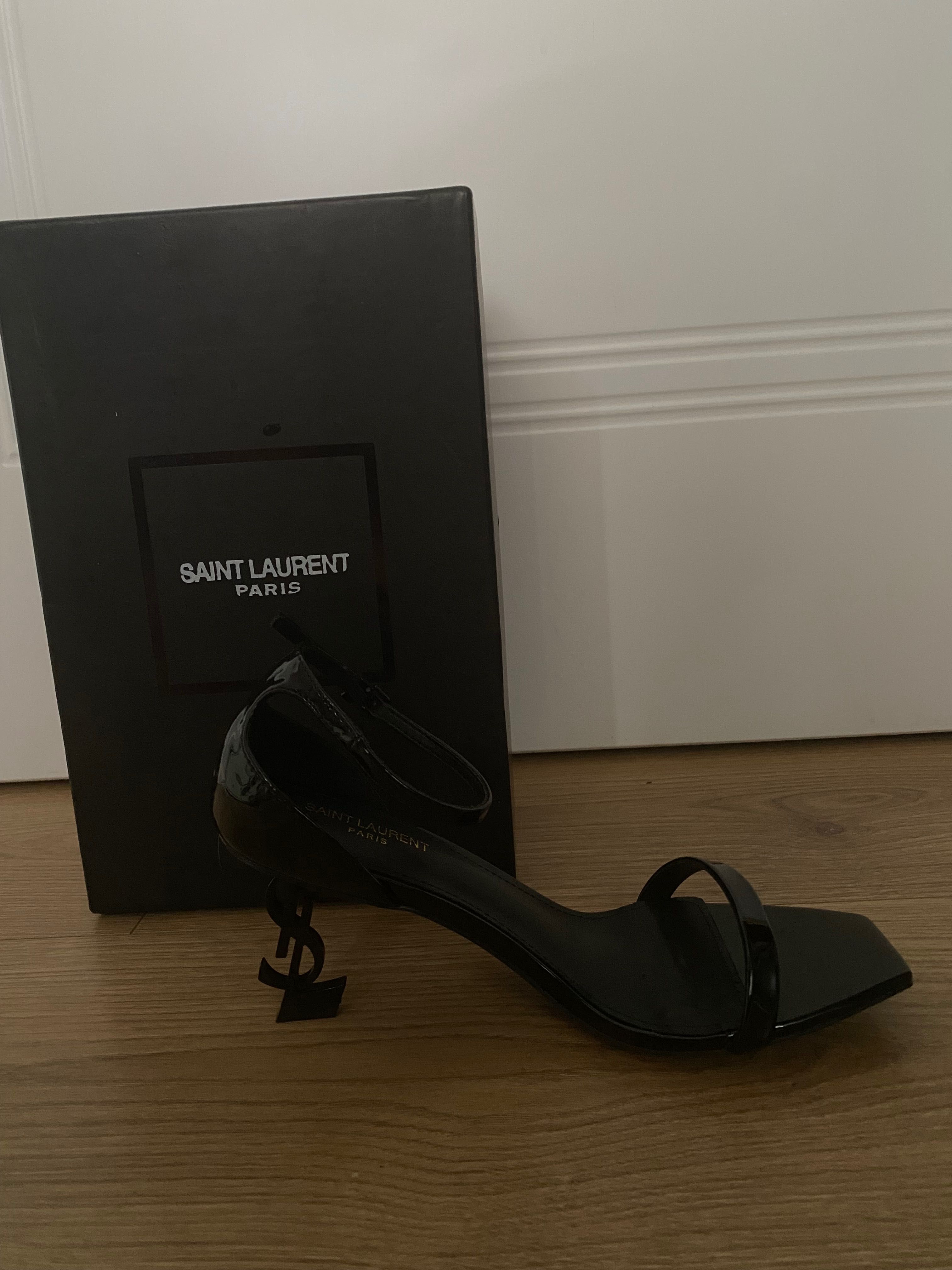 Szpilki ysl ( Saint Laurent Paris )