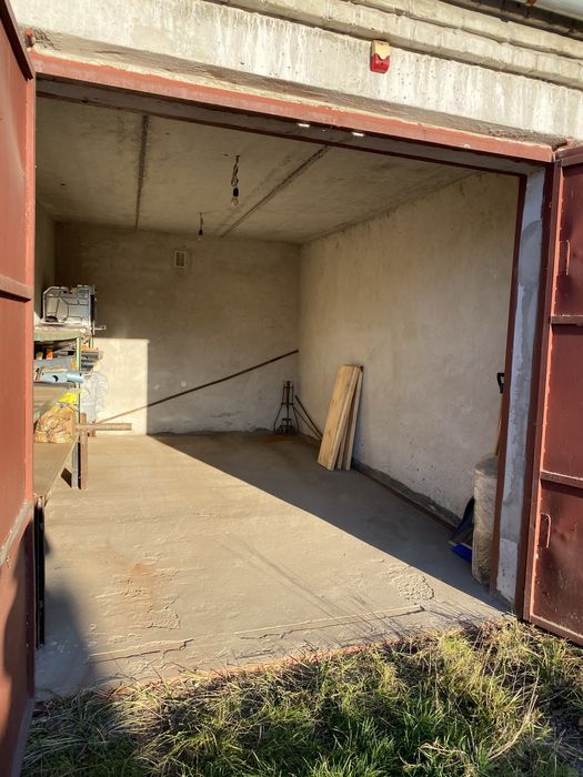 Продаж гаражу Вул.Зелена 272 (СИХІВ)