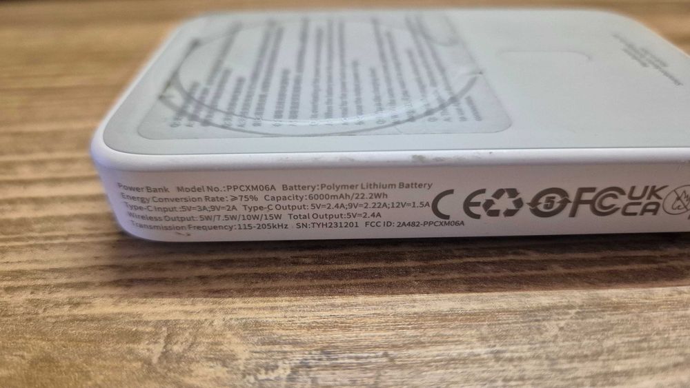 Павербанк Baseus PPCXM06A 6000мАг MagSafe/ Qi бездротова зарядка