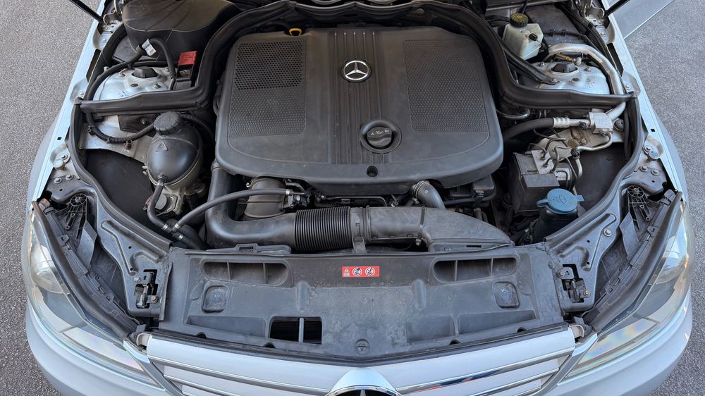 Mercedes-Benz C 200 CDi Avantgarde 136CV