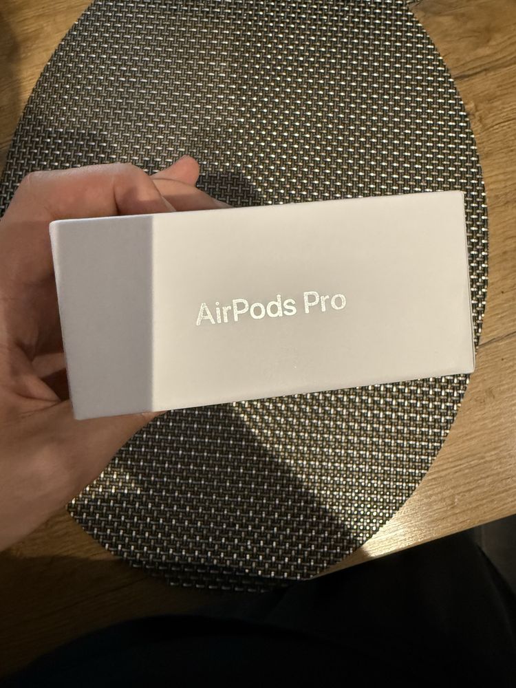 Airpods pro 2 nowe zapakowane orginalnie
