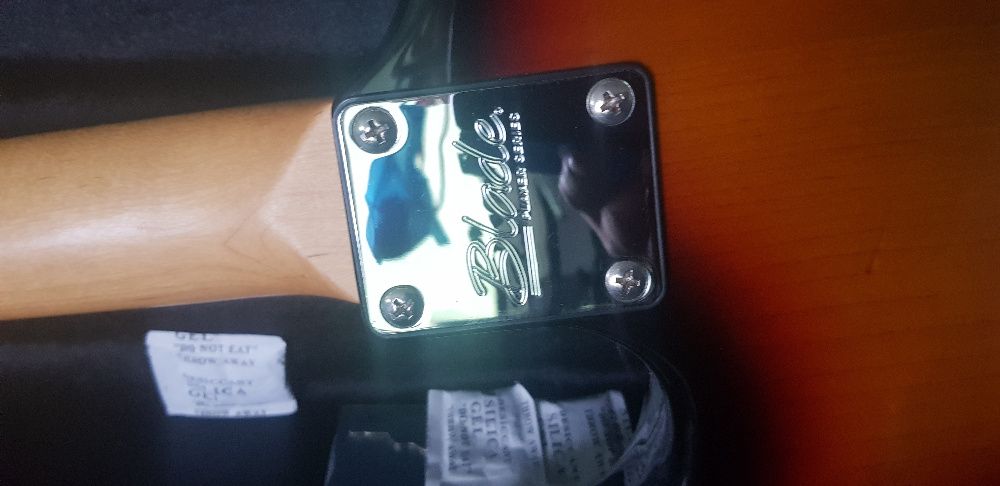 gitara elektryczna blade player series