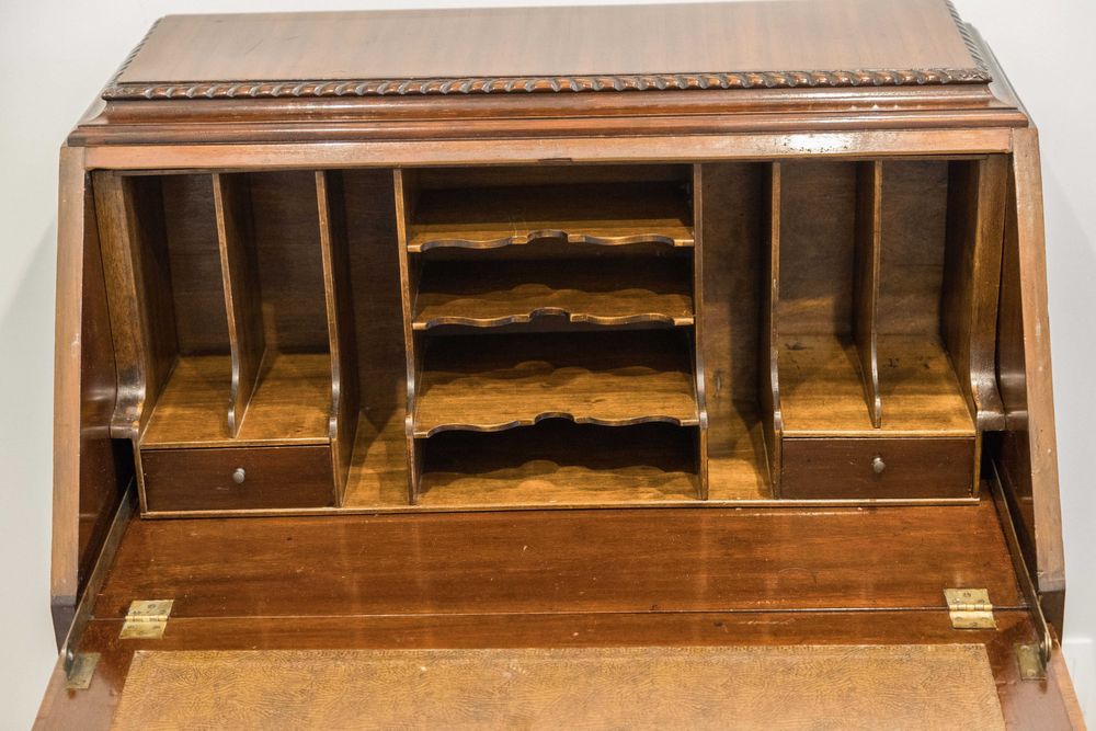 Sekretarzyk retro / vintage w bardzo dobrym stanie