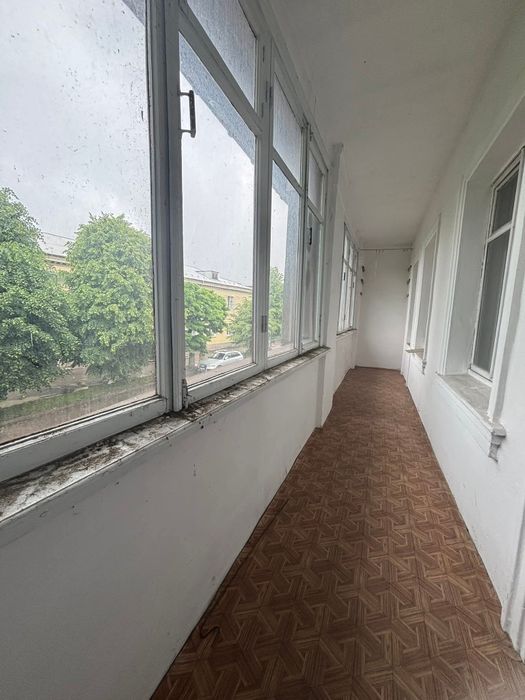 Продам квартиру під ремонт