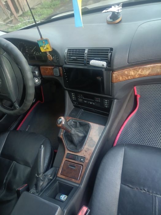 Реальному покупцю який розуміється буде розумний торг