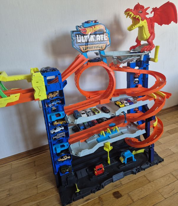 Оригінальний трек Hot wheels ultimate garage, 5000грн