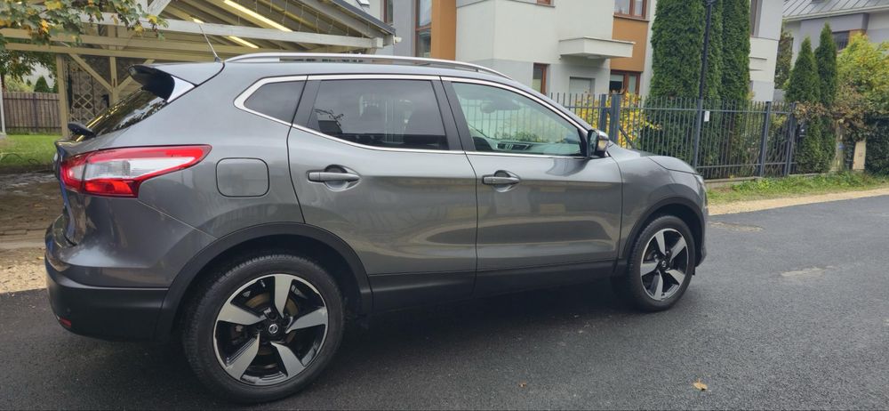 Nissan Qashqai 1.2 Turbo Tekna