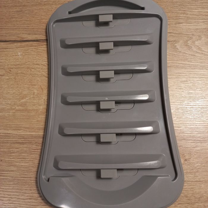 Podstawa na pokrywki z garnków Ikea