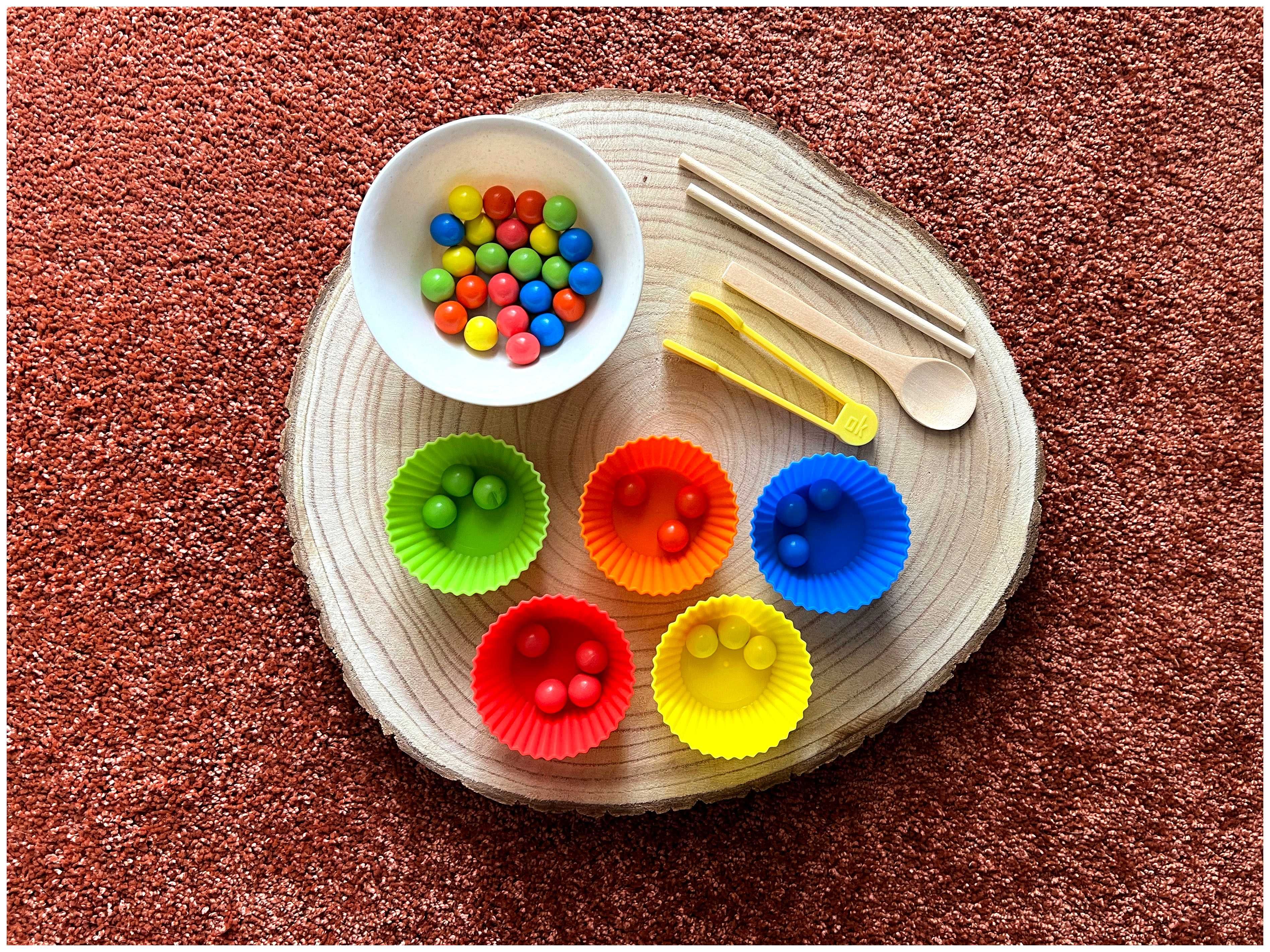 Coloridas Cestas - Montessori
