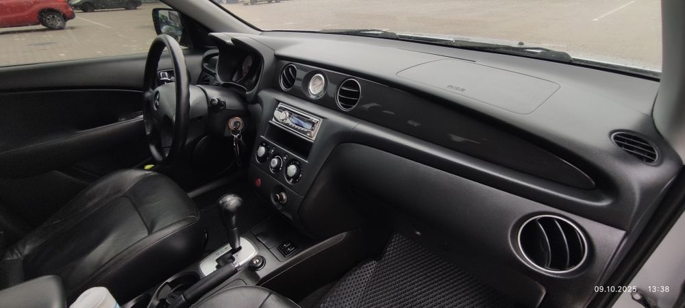 Outlander 2.4avt awd 4*4 lpg4