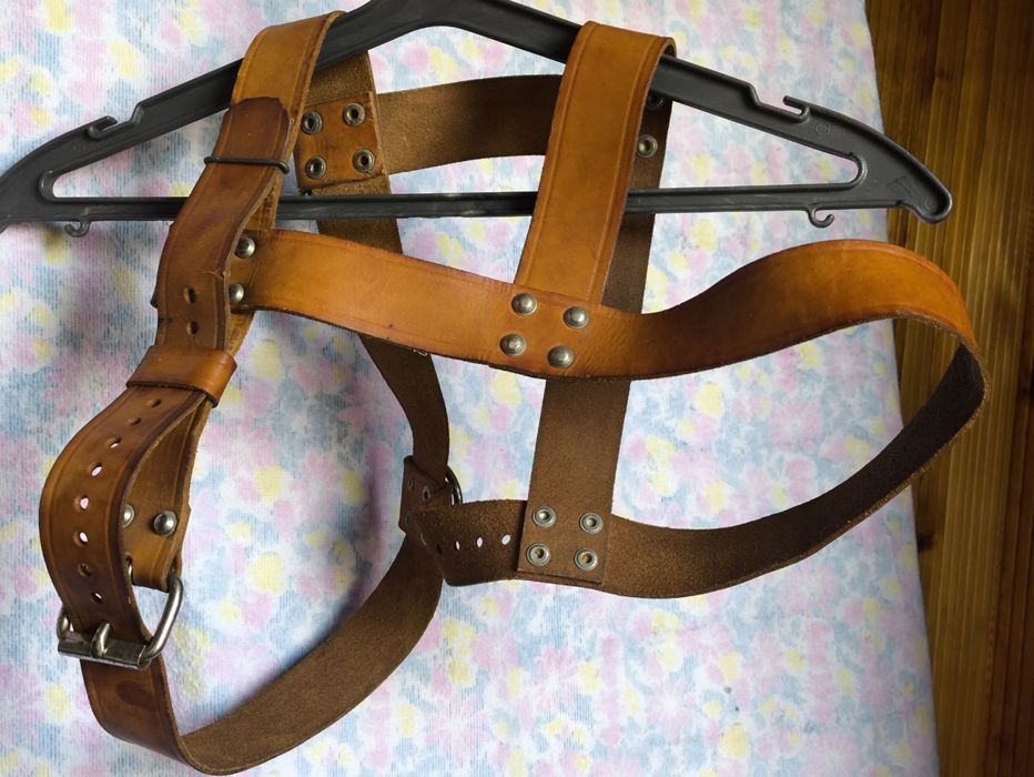 Шлея тяговая,кожаная для крупных собак