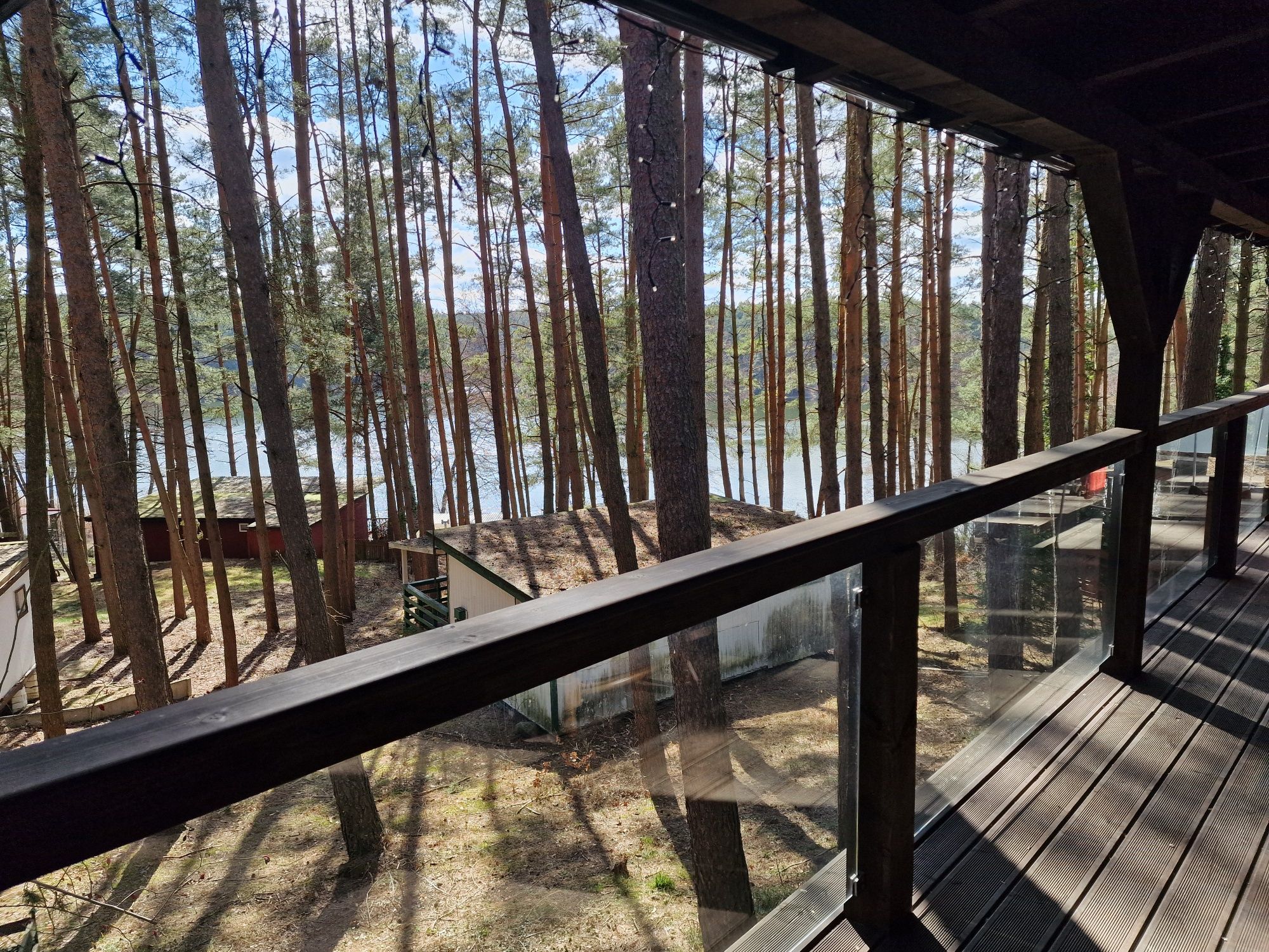 Wynajem apartament nad jeziorem Skarszewy Borówno pokoje mieszkanie