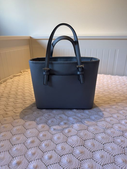 Carteira Micheal Kors azul claro