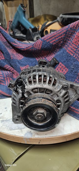 Hyundai H200 генератор