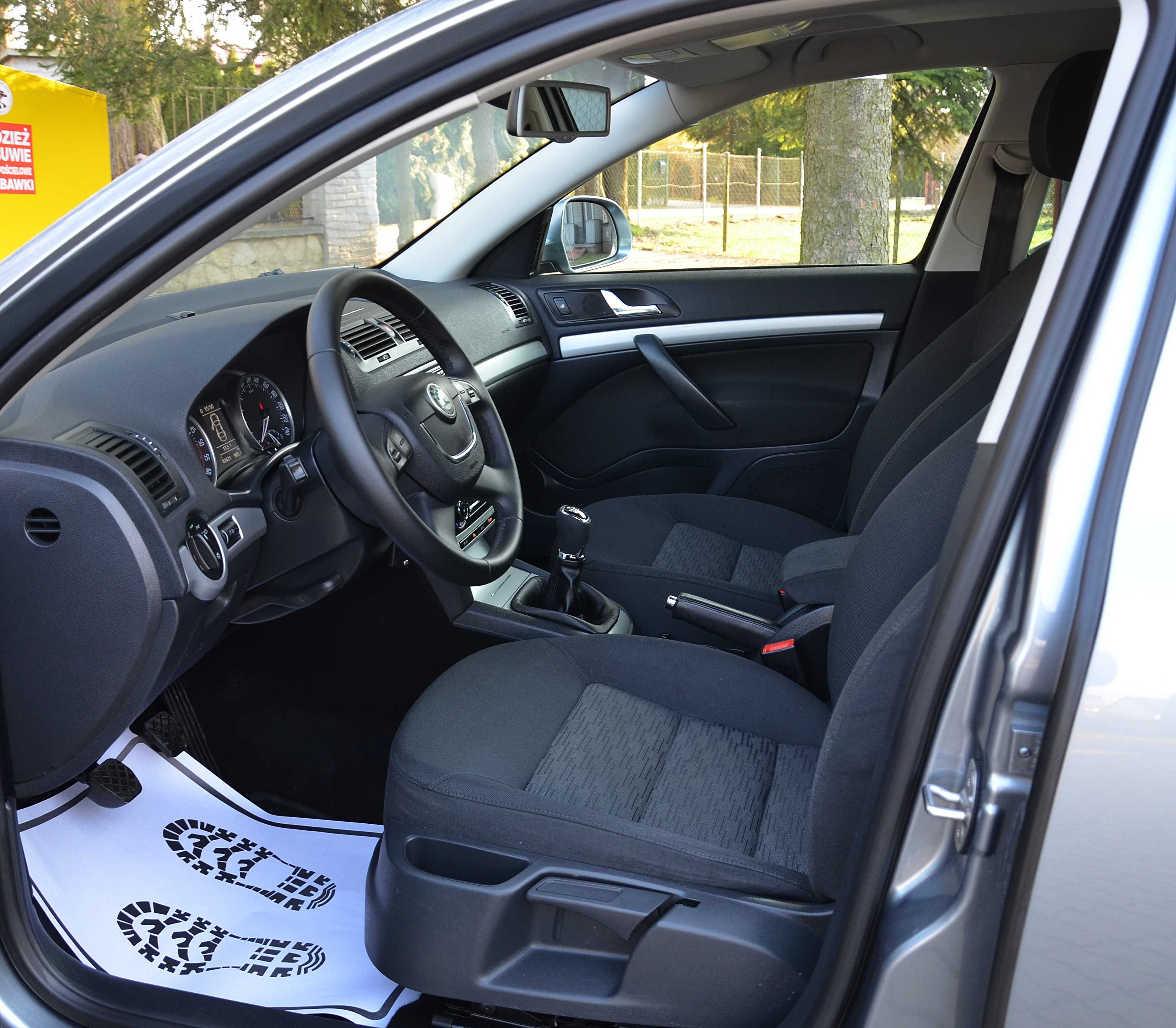 Skoda Octavia Lift 1.6TDI 105KM Navi Czujniki Zamiana Serwis Opłacony
