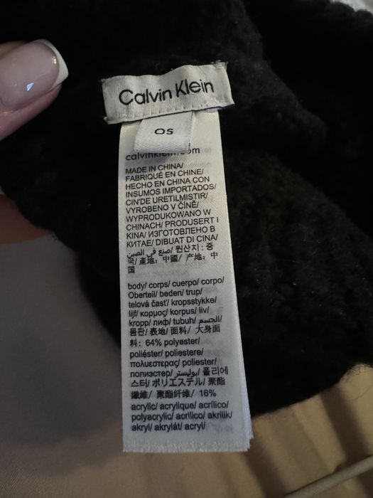 Продаю шапку Calvin Klein